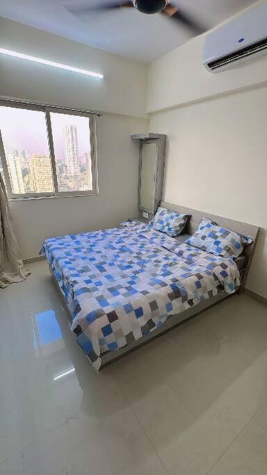 Pixiestays 2Bhk Flat Malad Mumbai Exterior photo